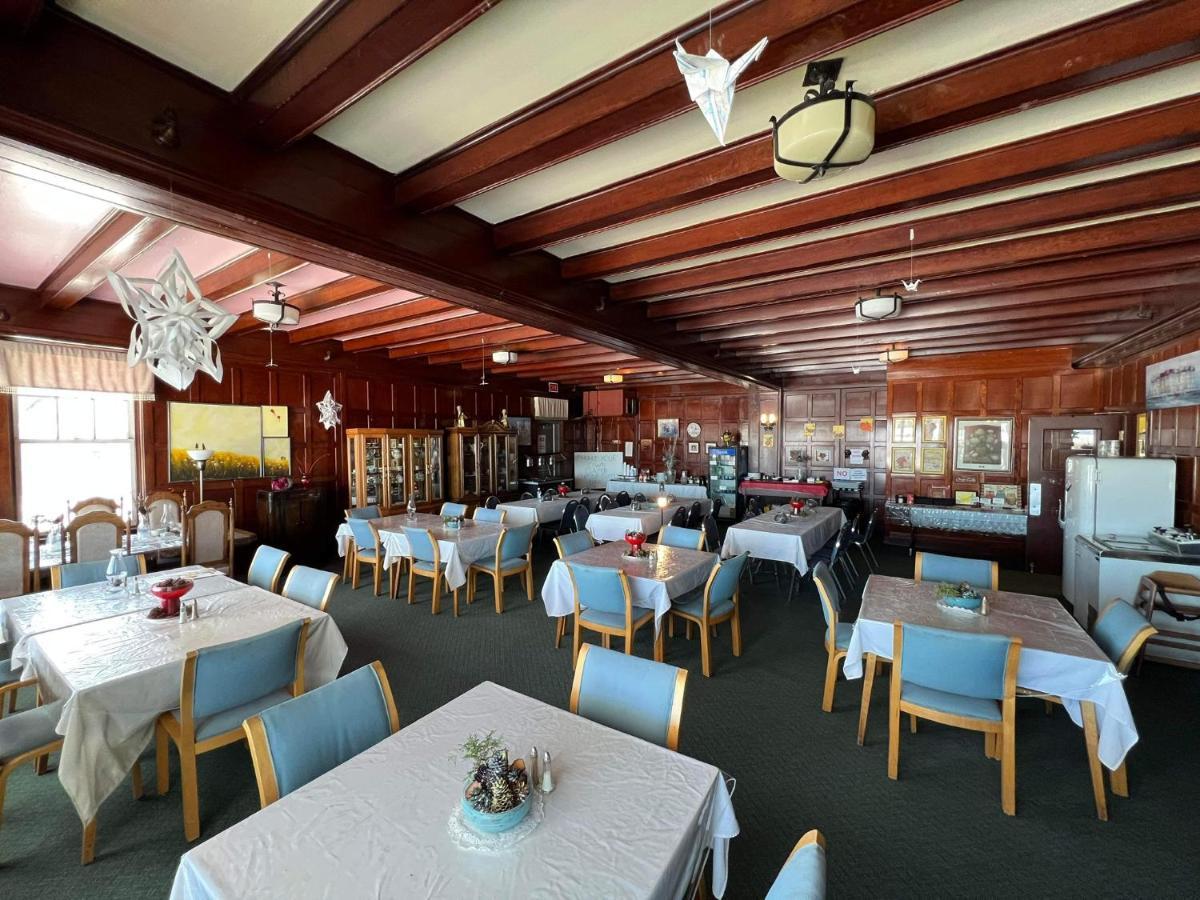 Red Rock Inn Ngoại thất bức ảnh