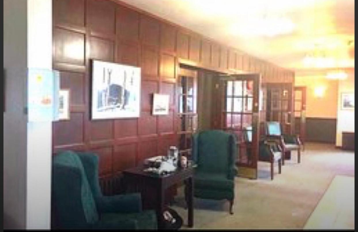 Red Rock Inn Ngoại thất bức ảnh